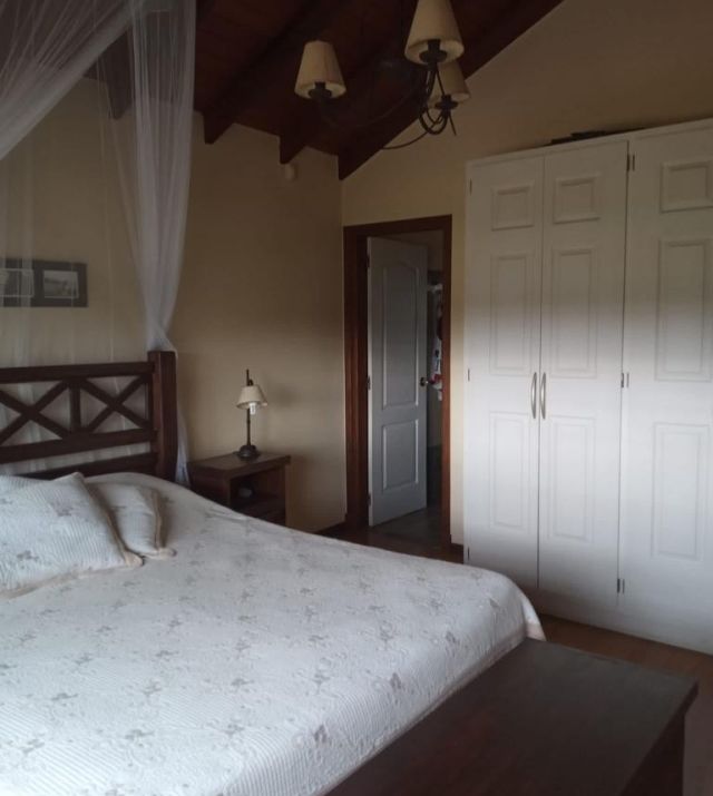 cuarto pr.jpg